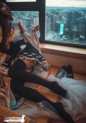 性女传奇钟爱宝_全集神马影院