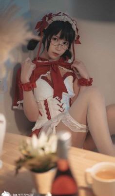 丰满的大胸女友3_4K手机在线看